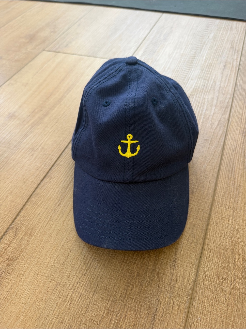 Vineyard vines Navy Baseball Cap with Yellow Anchor Embroidery size small
